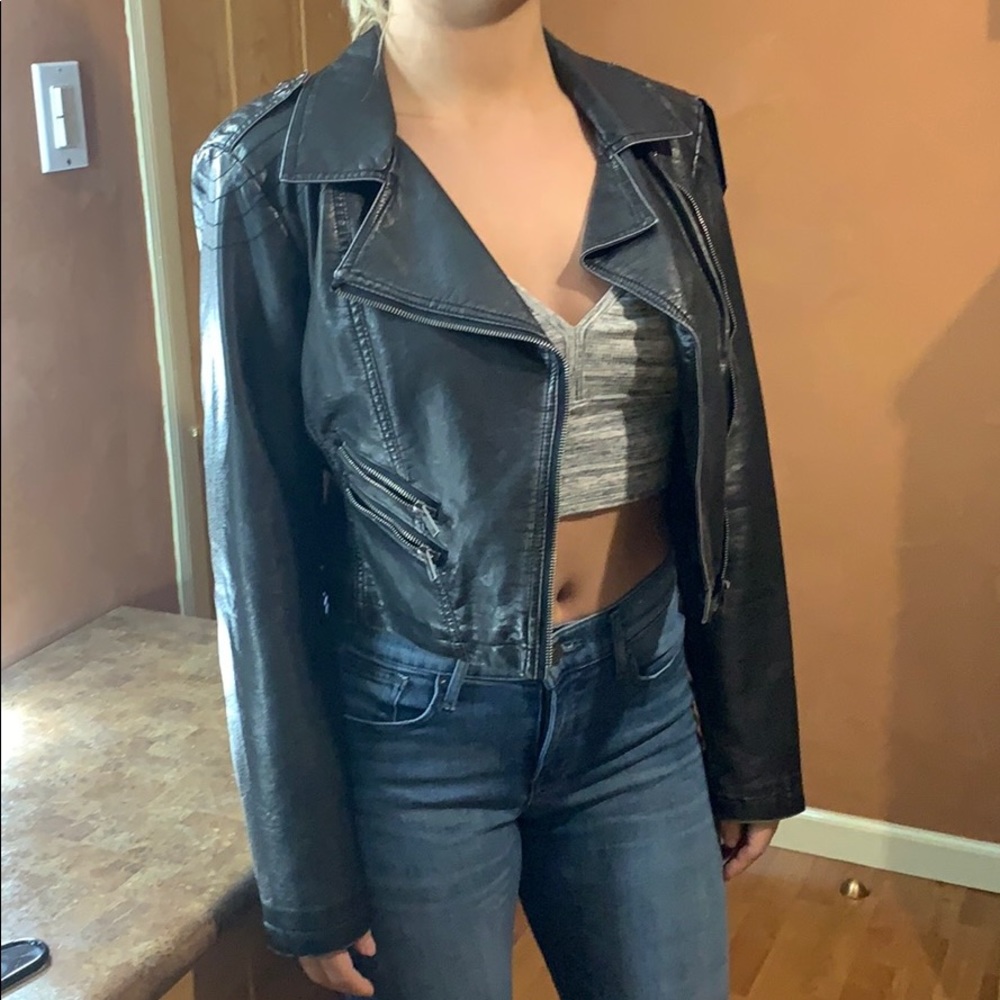 Black cropped leather jacket. Size large.